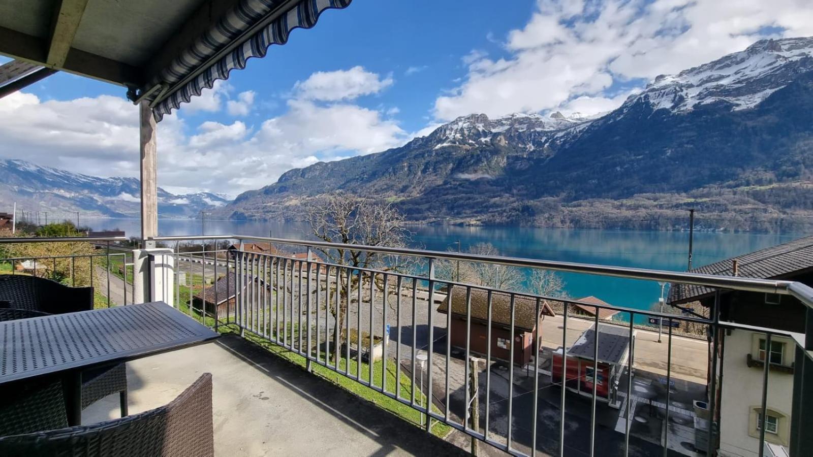 Lake View Residence Niederried bei Interlaken Bagian luar foto