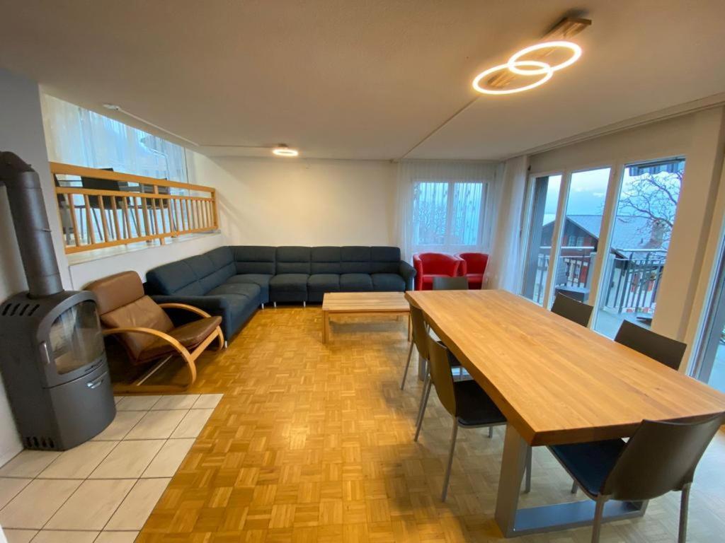 Lake View Residence Niederried bei Interlaken Bagian luar foto