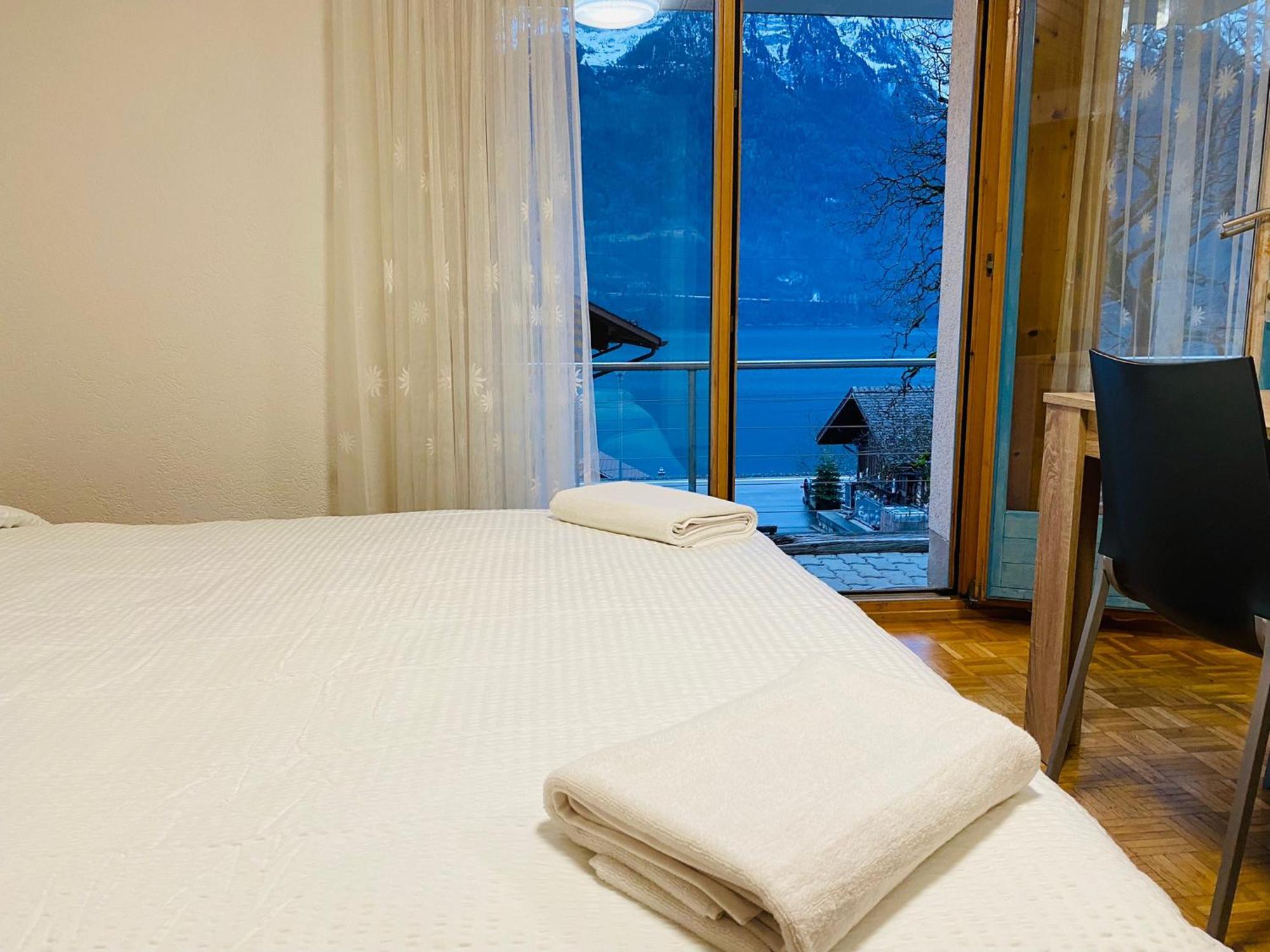 Lake View Residence Niederried bei Interlaken Bagian luar foto