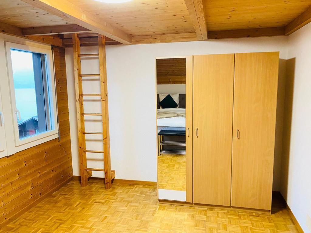 Lake View Residence Niederried bei Interlaken Bagian luar foto
