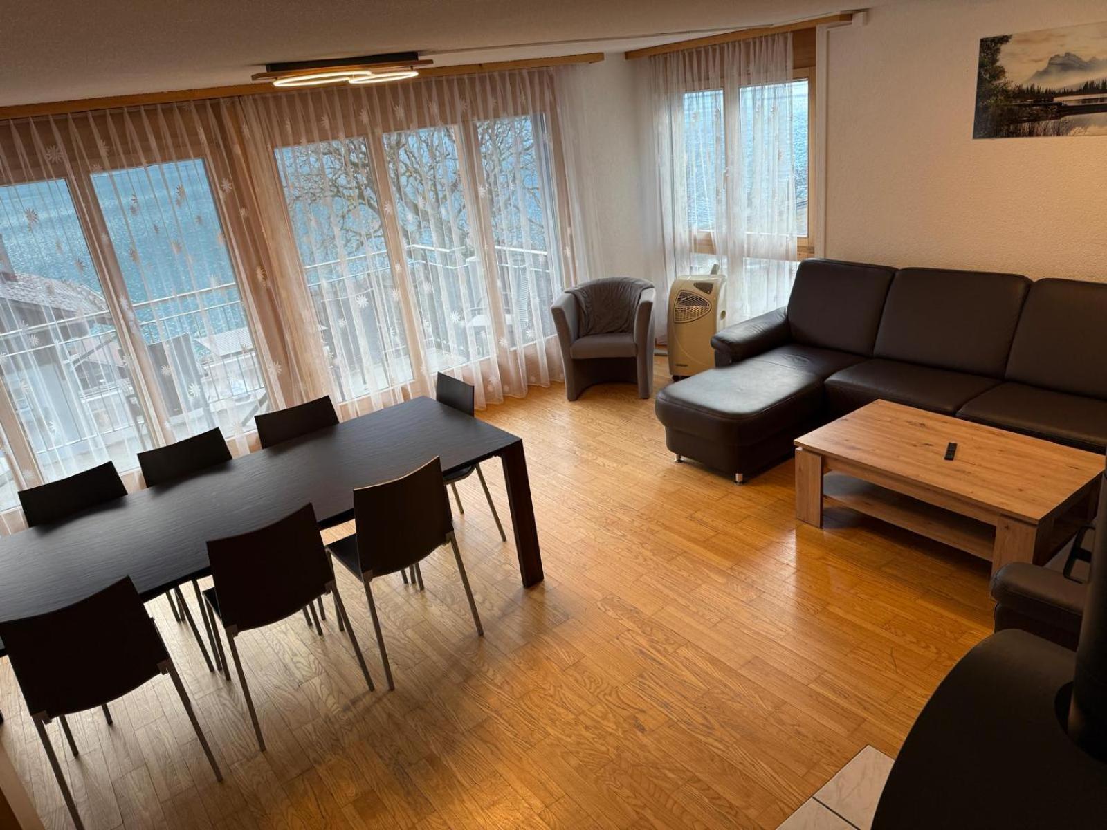 Lake View Residence Niederried bei Interlaken Bagian luar foto